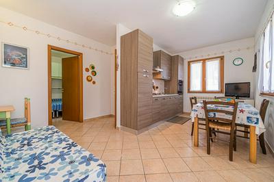 Apartment in Villa 2 - 4 Persons With Large Garden "stella"
