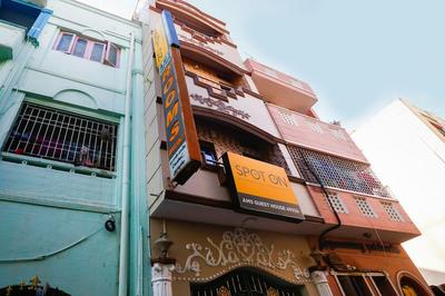 SPOT ON 49026 Ams Guest House