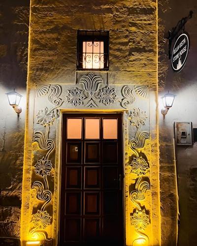 Bella Vista Stone House