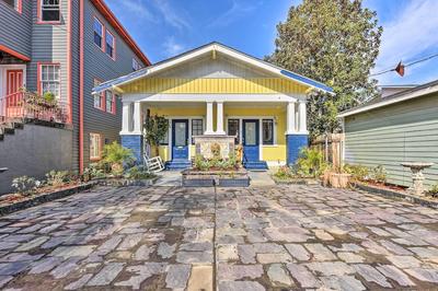 Glam New Orleans Vacation Rental w/ Deck!