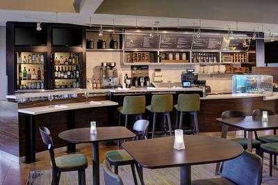 Courtyard by Marriott Detroit Dearborn