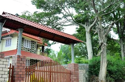 Silvermount Holidays