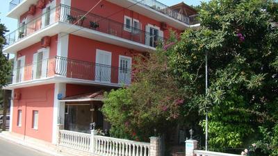 Dionisis Apartments