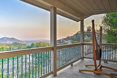 Hot Tub + Balcony: Rainbow Retreat Near Wineries!