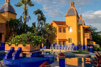 Canadian Resorts Nuevo Vallarta