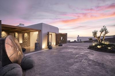 Amazon Mykonos Resort & Spa