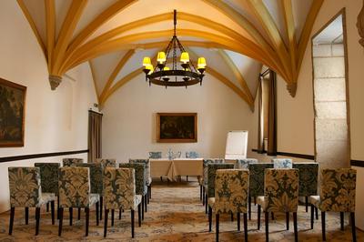 Pousada Convento de Evora - Historic Hotel