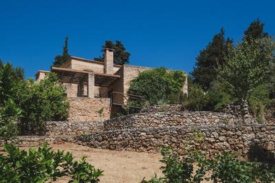 Villa Kalogra - Natural Habitat w. Views