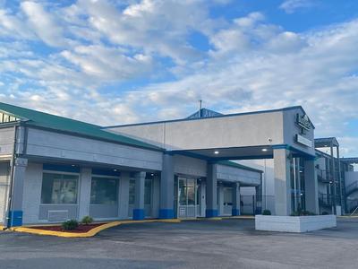 Budgetel Inn & Suites