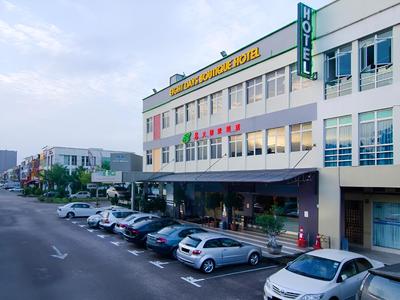 8 Days Boutique Hotel @ Mount Austin JB