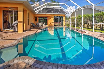 Naples Home w/ Pool, Extended Stays Welcome!