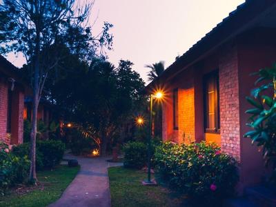 Floraville Phuket Resort