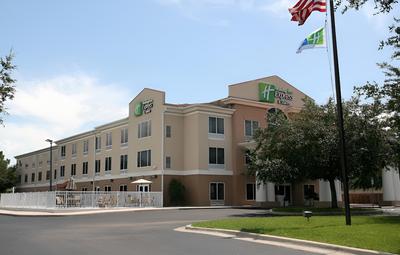 Holiday Inn Express Hotel & Suites Brooksville West by IHG