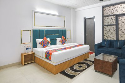 Fabhotel Tulip Sarover Sector 18