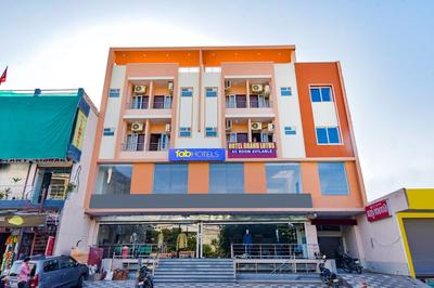 Fabhotel Grand Lotus
