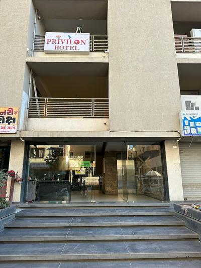 Privilon Hotel SBR