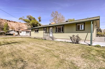 Picturesque Palisade Home: Mt Garfield Views!