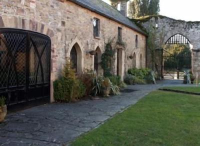 Kinnitty Castle Hotel