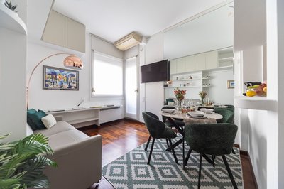 S Marco - Bright Central 1bdr With Balcony in Brera