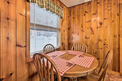 Serene Woodruff Cottage: Lakefront Access!