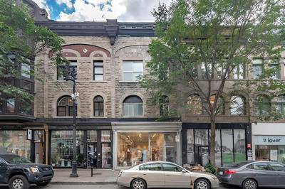 Unique Stays - 3658 Boul. Saint-Laurent