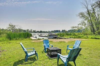 Deck, Dock & Hot Tub: Lakeside Retreat in Michigan