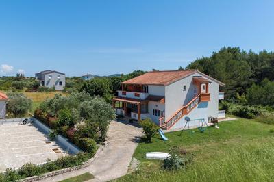 Apartment 50 Meters From Sea in Pasman A3