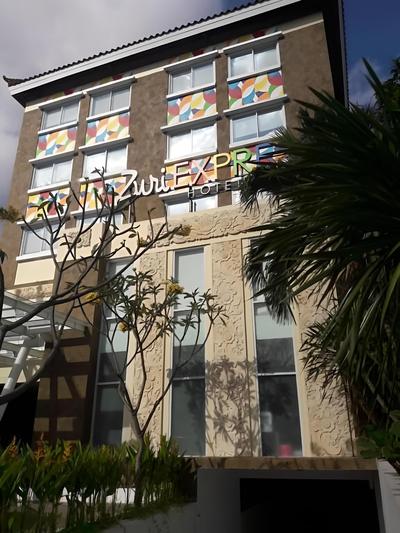 Zuri Express Jimbaran