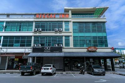 OYO 90375 Reggae Inn