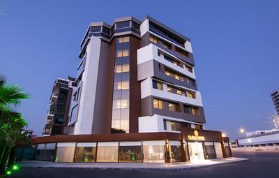 Majura Hotel