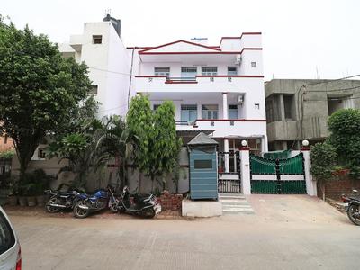 OYO Flagship 14530 Sector 14 Harsh Villa