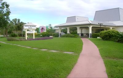 Royal Islander Hotel