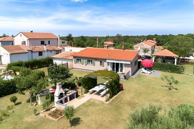 Family Friendly House Kacana