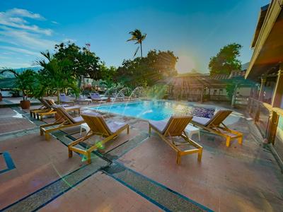 Hotel Caseron del Parque