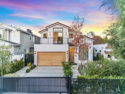 Villa Camellia - Charming 5 BR Home in the Heart of Studio City