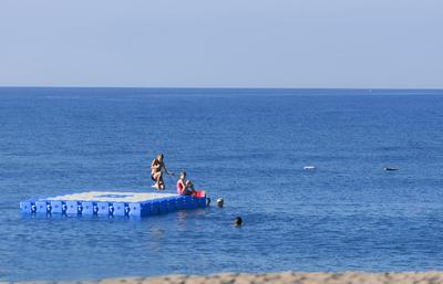 Seven Seas Hotel Blue