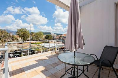 Cozy Studio w Balcony in the Center of Filiatra