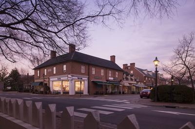 Fife And Drum Inn
