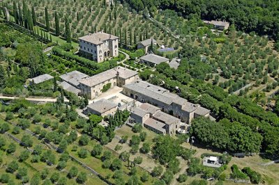 Charming House in Tuscany With Pool & Views