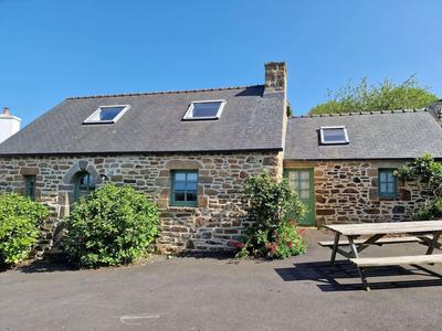 Breton Property With sea View, Plougasnou