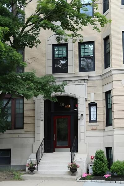 Maverick Suites at 89 Marion