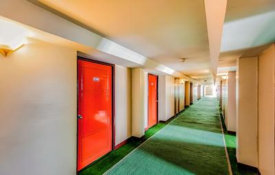 OYO 441 Grand Thara Hotel