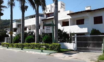 Hostal Blanco Apart-Hotel