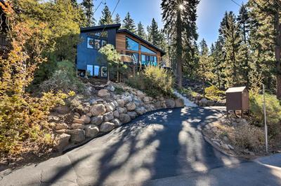Hot Tub! Family Home 7 Mi to Diamond Peak Resort