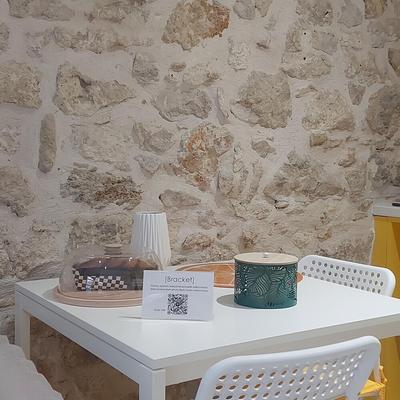 Bracket in Heraklion