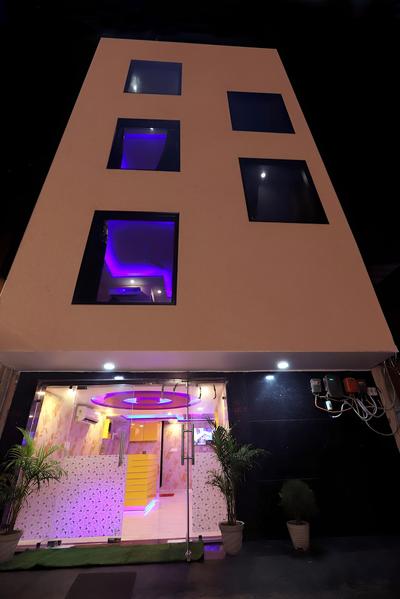 Jupiter Plaza