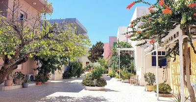 Evina Rooms & Suites