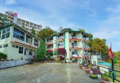 Flutter Hotels & Resort