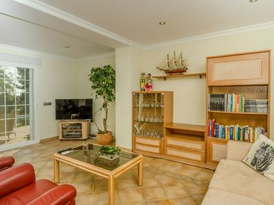 Sun-kissed Villa in Albir With Swimming Pool