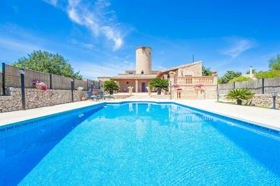 Son Moll in Petra With 3 Bedrooms and 2 Bathrooms